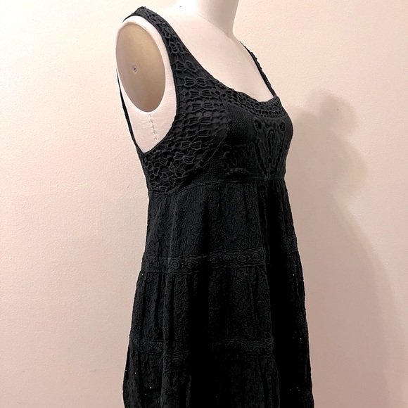 New Guess lace/ embroidery dress - Picture 4 of 7